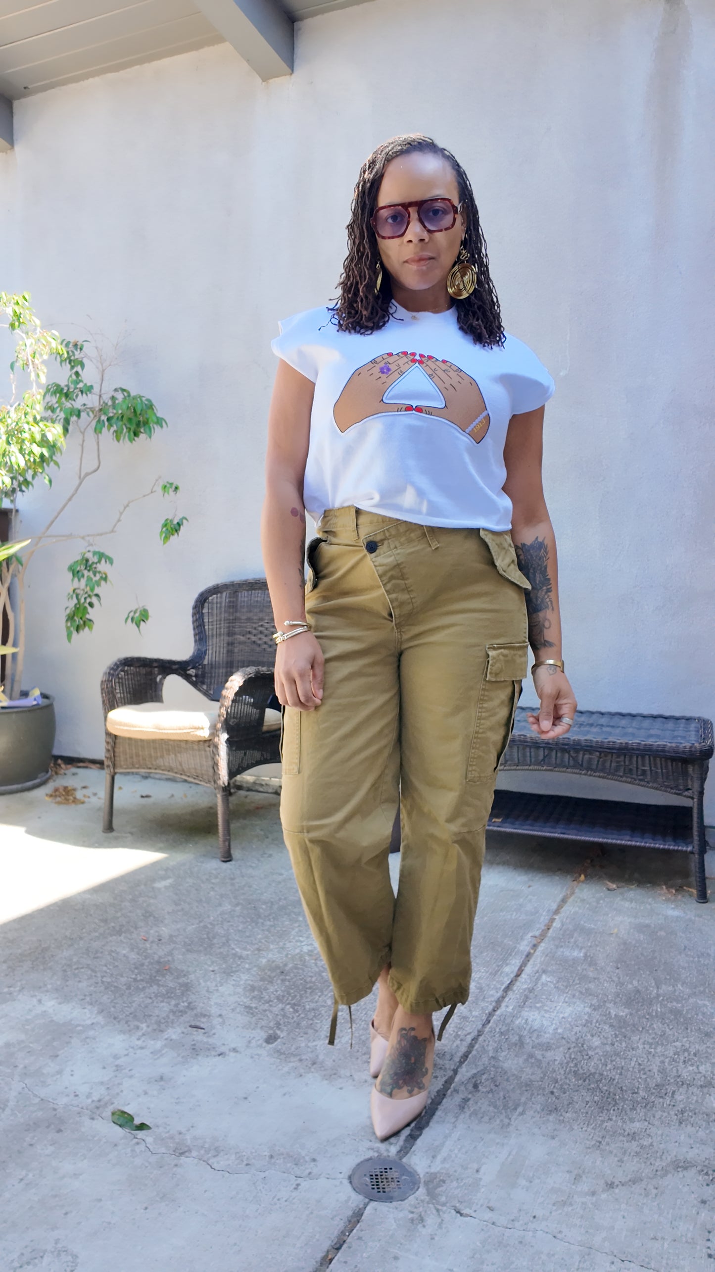 Devotion Cropped Sleeveless Sweatshirt