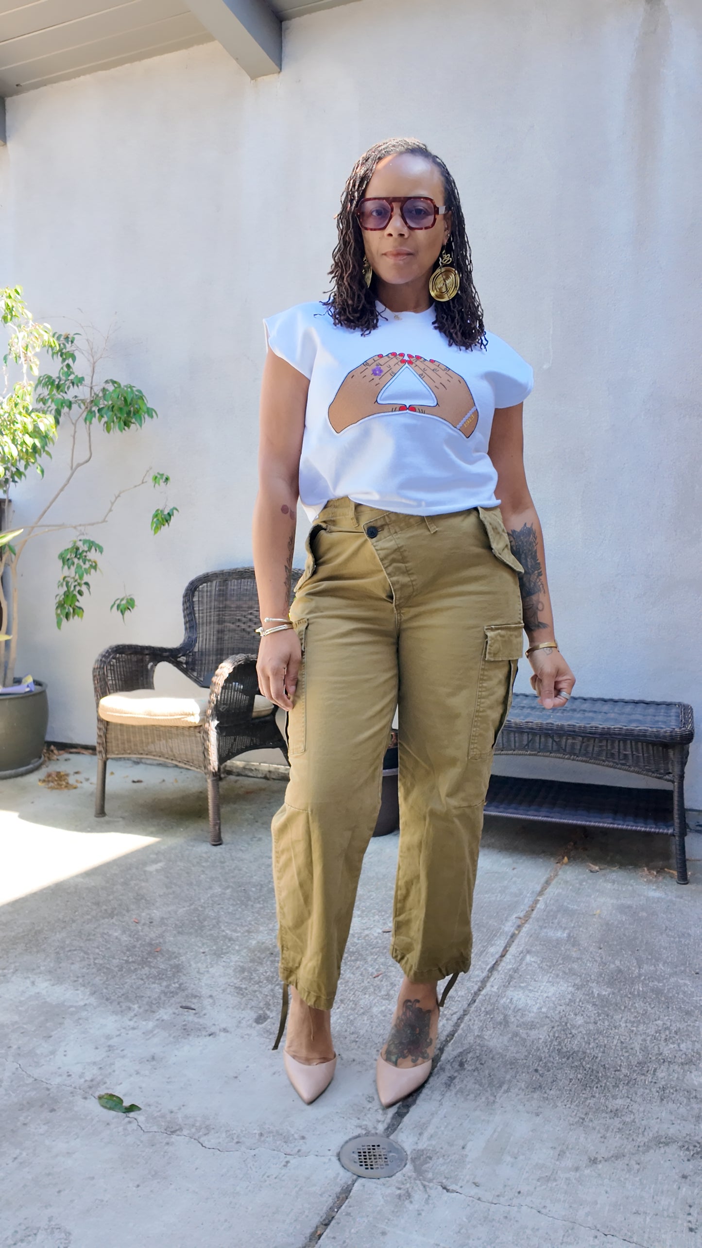 Devotion Cropped Sleeveless Sweatshirt