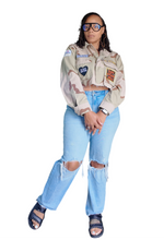 Load image into Gallery viewer, Fist Desert Camo Cropped Jacket
