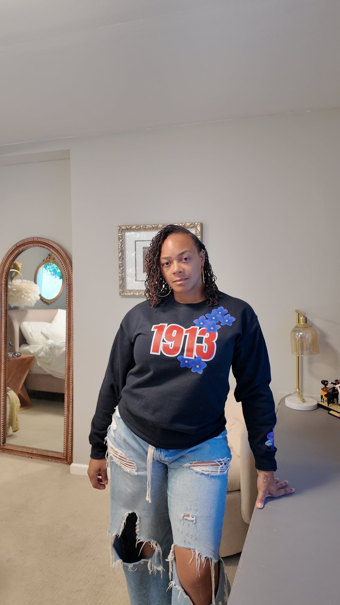 1913 Violets Sweatshirt