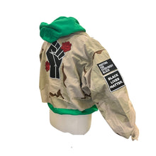 Load image into Gallery viewer, Ultra Cropped Camo Jacket (Womens)
